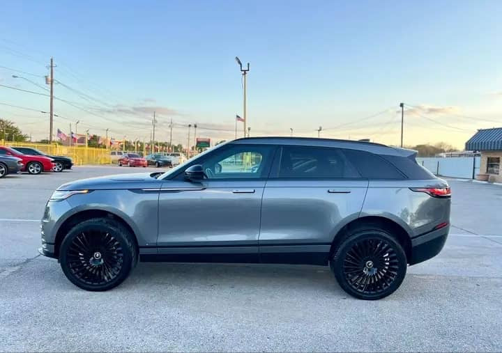 Land Rover Range Rover Velar 2024