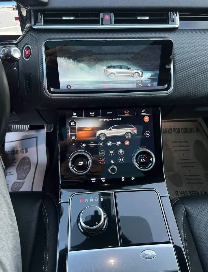 Land Rover Range Rover Velar 2024