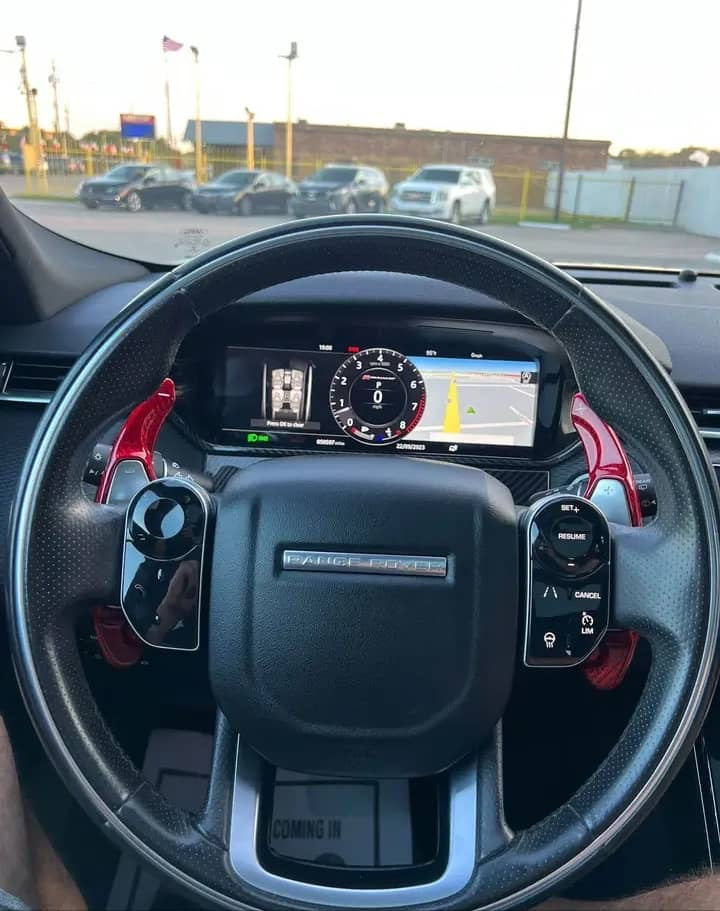 Land Rover Range Rover Velar 2024